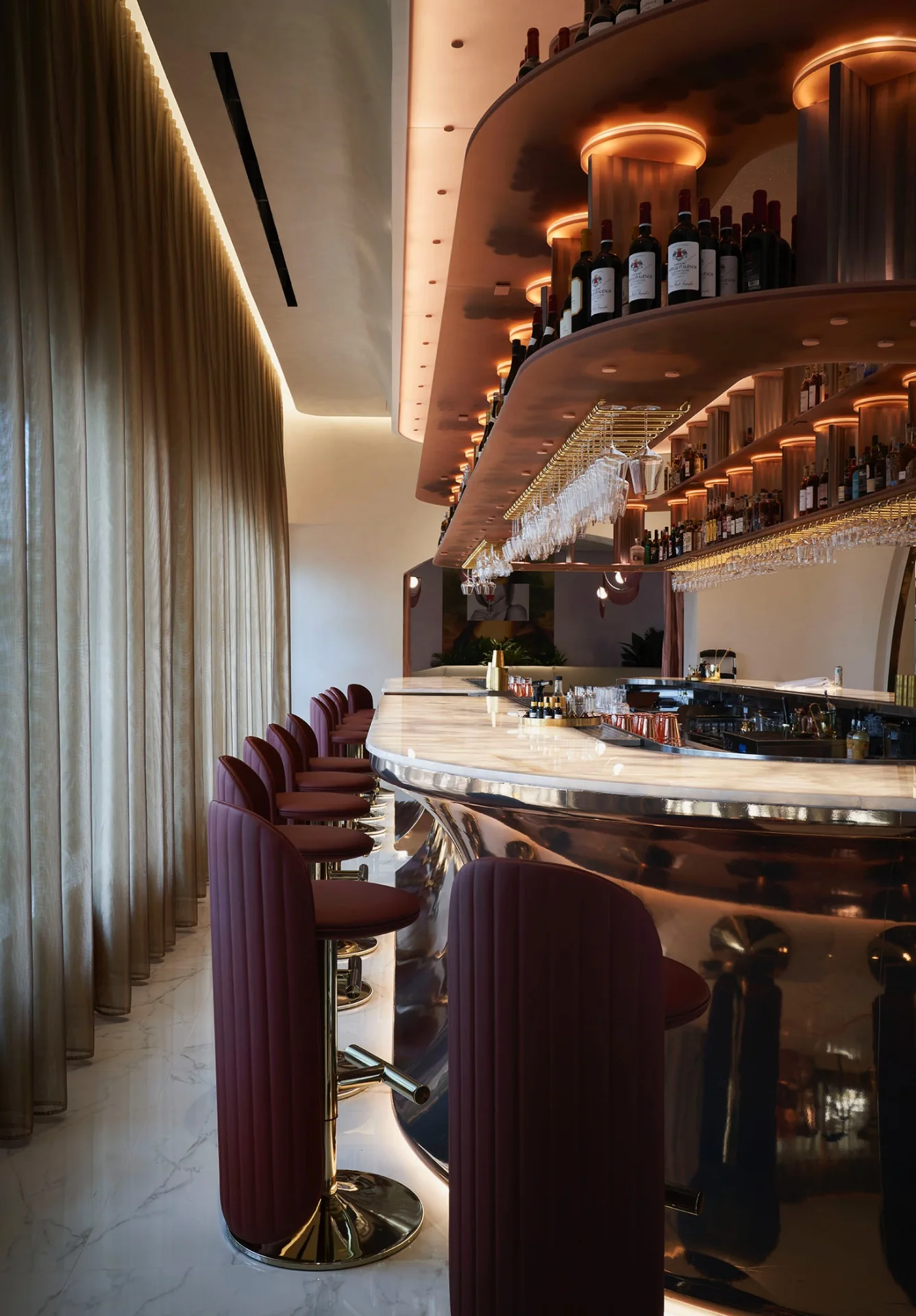Interior bar with curved architecture
